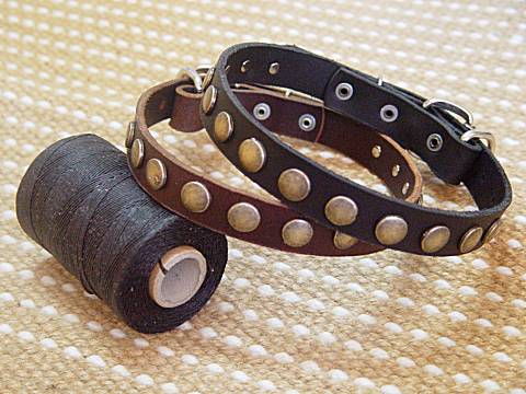Leather Special Dog Collar With Circles for dog training or for dog owners